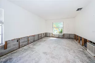 755 Capri Blvd, Treasure Island, FL 33706 - Photo 21