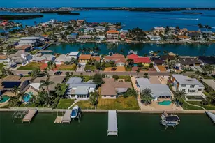 755 Capri Blvd, Treasure Island, FL 33706 - Photo 5