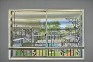 6266 1st Ave S, Saint Petersburg, FL 33707 - Photo 9