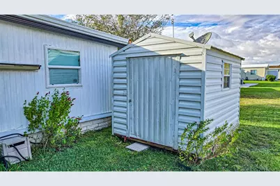 5316 Comanche Street, Zephyrhills, FL 33542 - Photo 9