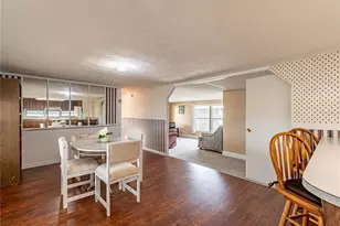 5316 Comanche St, Zephyrhills, FL 33542 - Photo 15