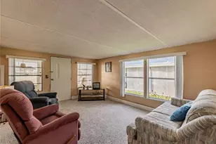 5316 Comanche St, Zephyrhills, FL 33542 - Photo 21