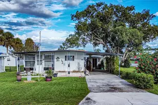 5316 Comanche St, Zephyrhills, FL 33542 - Photo 7