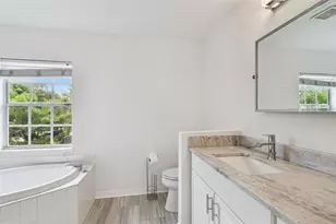 3111 W Oakellar Ave, Tampa, FL 33611 - Photo 23