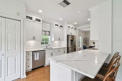 3111 W Oakellar Avenue, Tampa, FL 33611 - Photo 5