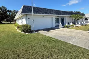 380 Club Mnr Dr, Sun City Center, FL 33573 - Photo 1