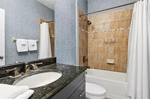 107 Falling Water Dr, Brandon, FL 33511 - Photo 39