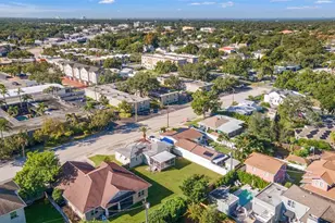 3507 W Azeele St, Tampa, FL 33609 - Photo 9