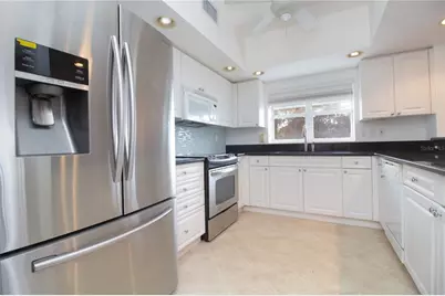 1200 Country Club Drive #1101, Largo, FL 33771 - Photo 11