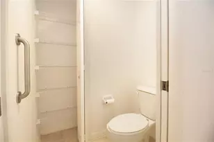 1200 Country Club Dr, Largo, FL 33771 - Photo 19