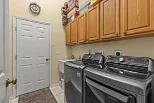 1815 Wood Trail St, Tarpon Springs, FL 34689 - Photo 35