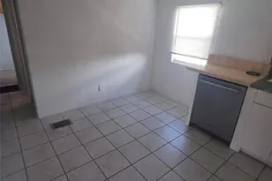 4150 66th St N, Saint Petersburg, FL 33709 - Photo 17