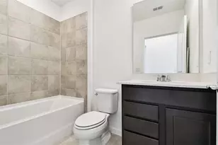10504 Hidden Banks Gln, Parrish, FL 34219 - Photo 11