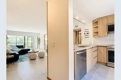 5532 Puerta Del Sol Boulevard S #136, Saint Petersburg, FL 33715 - Photo 3