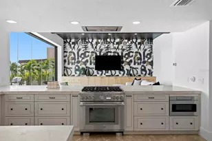 1936 Carolina Ave NE, Saint Petersburg, FL 33703 - Photo 13