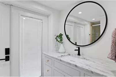 1936 Carolina Avenue NE, Saint Petersburg, FL 33703 - Photo 21