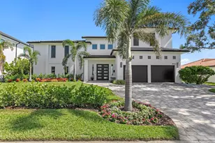 1936 Carolina Ave NE, Saint Petersburg, FL 33703 - Photo 3