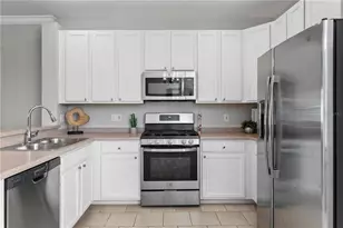 1427 Harbour Walk Rd, Tampa, FL 33602 - Photo 25