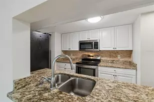 106 S Lauber Way, Tampa, FL 33609 - Photo 11