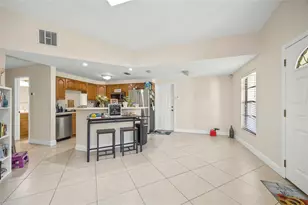 2137 W Juneau St, Tampa, FL 33604 - Photo 7