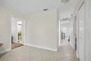 2137 W Juneau St, Tampa, FL 33604 - Photo 13