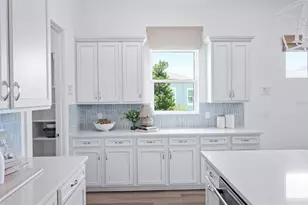 13652 Cyn Rdg Rd, Spring Hill, FL 34610 - Photo 3