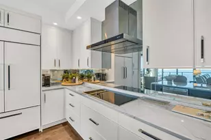 100 1st Ave N, Saint Petersburg, FL 33701 - Photo 41