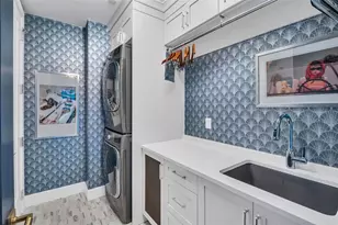 100 1st Ave N, Saint Petersburg, FL 33701 - Photo 25