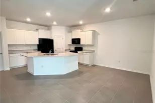 2373 Bending Bonsai Dr, Wesley Chapel, FL 33543 - Photo 5