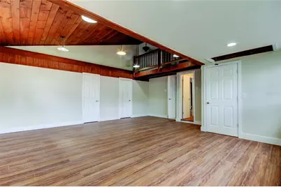2901 Pelham Rd N, Saint Petersburg, FL 33710 - Photo 13