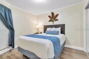 2506 N Rocky Point Dr, Tampa, FL 33607 - Photo 9