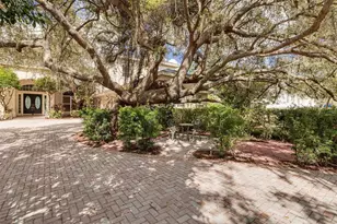 2827 Post Rock Dr, Tarpon Springs, FL 34688 - Photo 9