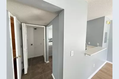2201 Fluorshire Drive, Brandon, FL 33511 - Photo 17