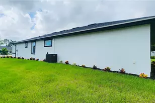 5555 Veracruz Terrace, Port Charlotte, FL 33981 - Photo 9