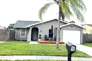 215 Cedar Key Ct, Oldsmar, FL 34677 - Photo 1