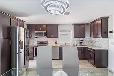 2424 61st Lane N, Saint Petersburg, FL 33710 - Photo 7