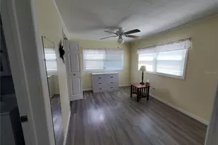 4851 W Gandy Blvd, Tampa, FL 33611 - Photo 21