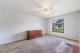 37730 Alissa Dr, Zephyrhills, FL 33542 - Photo 23