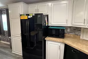 1001 Starkey Rd, Largo, FL 33771 - Photo 9