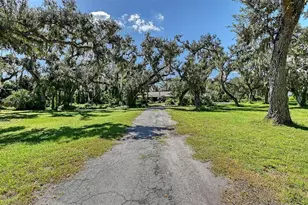 5850 Vanderipe Rd, Sarasota, FL 34241 - Photo 15