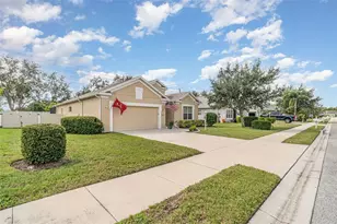 4444 29th Ave Cir E, Palmetto, FL 34221 - Photo 3