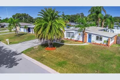 676 Orangewood Drive, Dunedin, FL 34698 - Photo 3