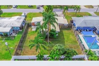 676 Orangewood Drive, Dunedin, FL 34698 - Photo 41