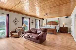 5900 Leeland St S, Saint Petersburg, FL 33715 - Photo 17