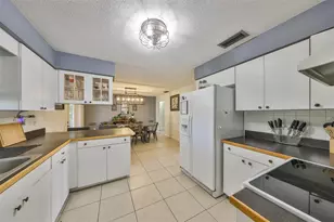 6106 Lawncrest Pl, Dover, FL 33527 - Photo 23