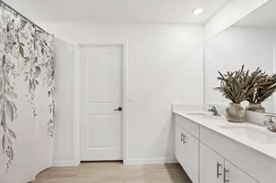 22304 Pleasant Morning Dr, Land O Lakes, FL 34637 - Photo 21