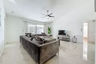 1909 Castle Bay Ct, Oldsmar, FL 34677 - Photo 13