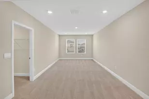 2546 Warren Acres Blvd, Wesley Chapel, FL 33543 - Photo 35