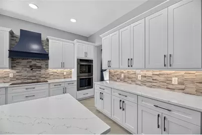 4310 70th Avenue E, Ellenton, FL 34222 - Photo 13