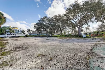 508 Driftwood Circle, Palm Harbor, FL 34683 - Photo 13